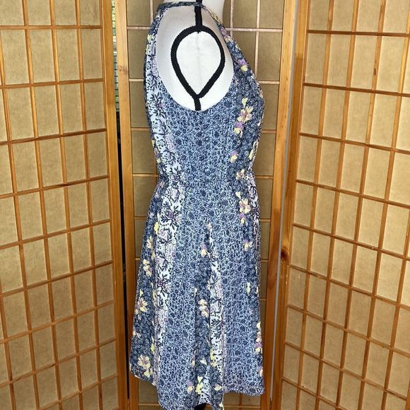 Loft Dress Floral Halter Style Dress - Picture 4 of 12
